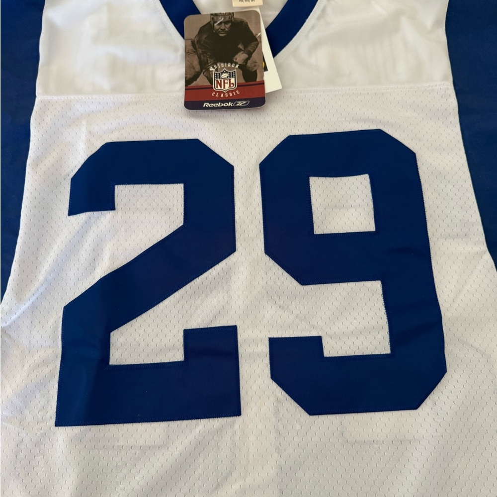 Reebok White and Blue Sports Jersey - Picture 6 of 8